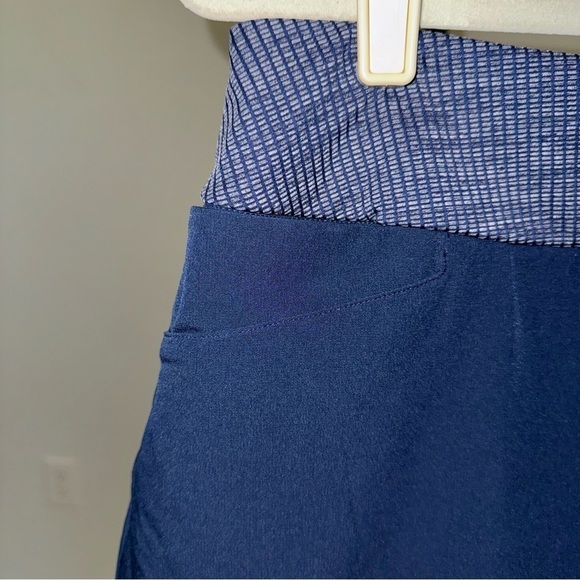 New with Tags Adidas Women’s Navy Blue Fashion Tennis Skort Size Large - Picture 3 of 7